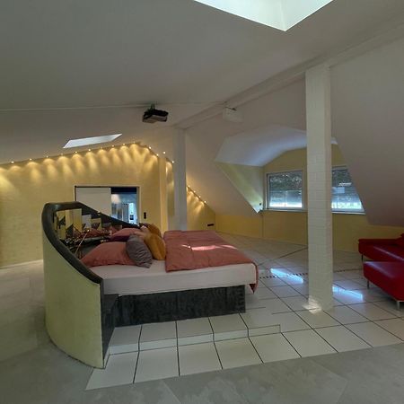 Ferienwohnung Riverside Resort Idyllisch Direkt An Der Lahn ディーツ エクステリア 写真